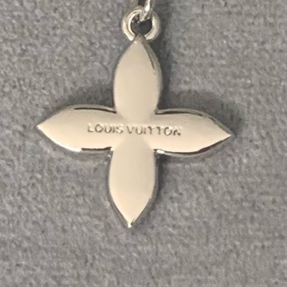 Silver Flower Upcycled Pendant Necklace - Picture 2 of 6